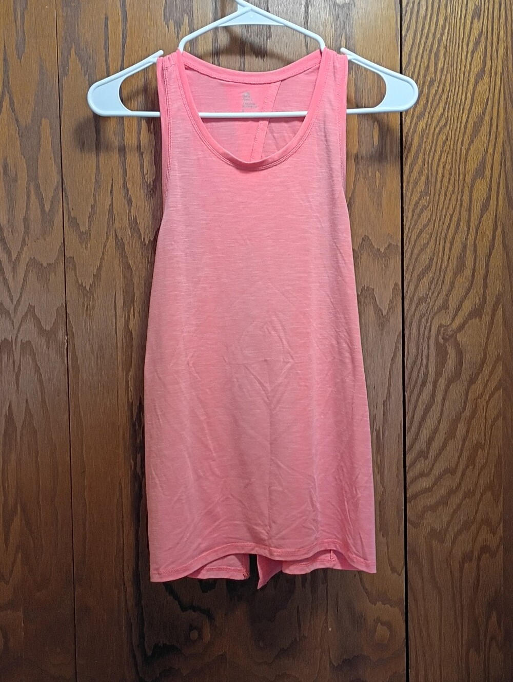 Gap Women’s Sleeveless Coral Tank Top